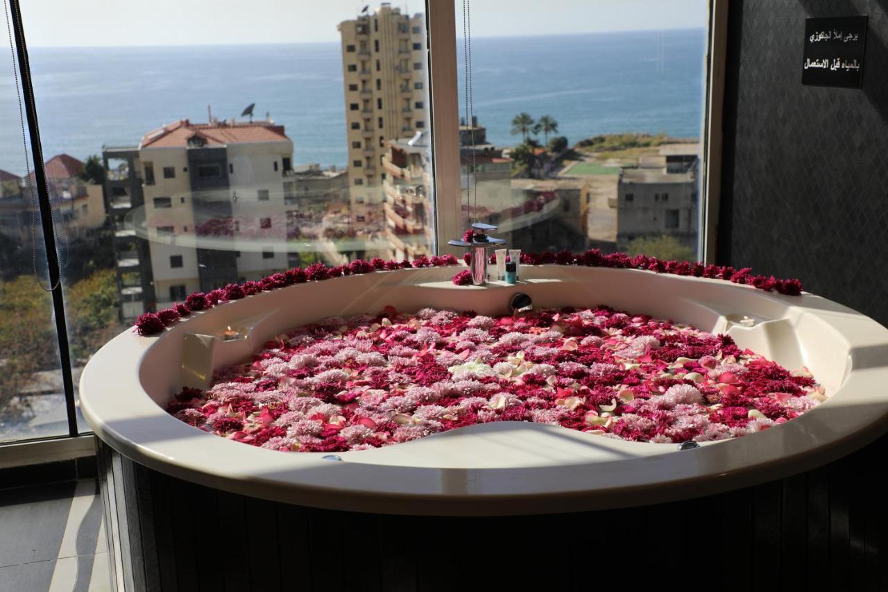 Dolls Hotel By Eurostars (Adults Only) Jounieh Ngoại thất bức ảnh