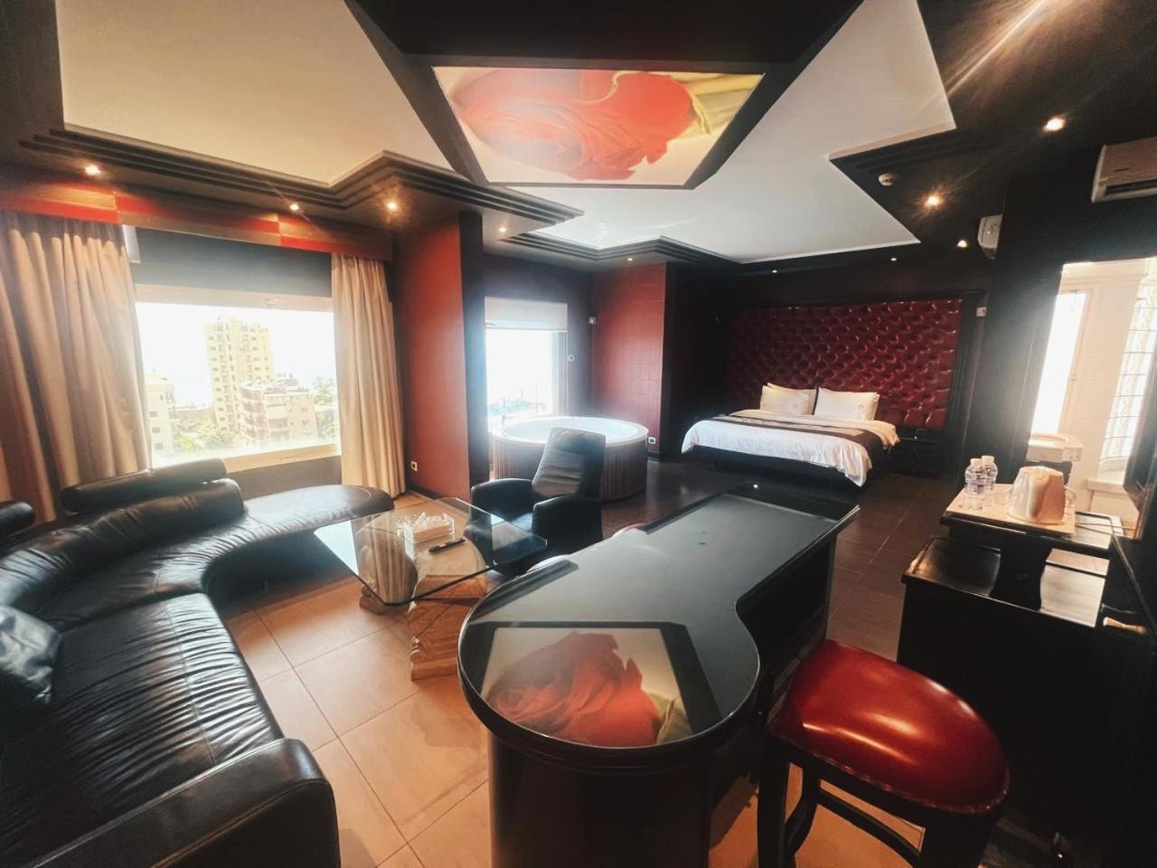 Dolls Hotel By Eurostars (Adults Only) Jounieh Ngoại thất bức ảnh