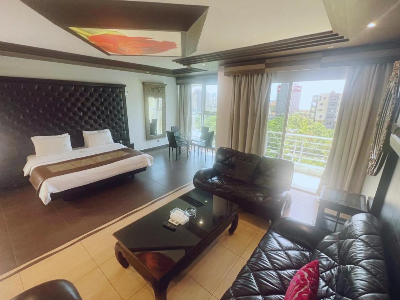 Dolls Hotel By Eurostars (Adults Only) Jounieh Ngoại thất bức ảnh