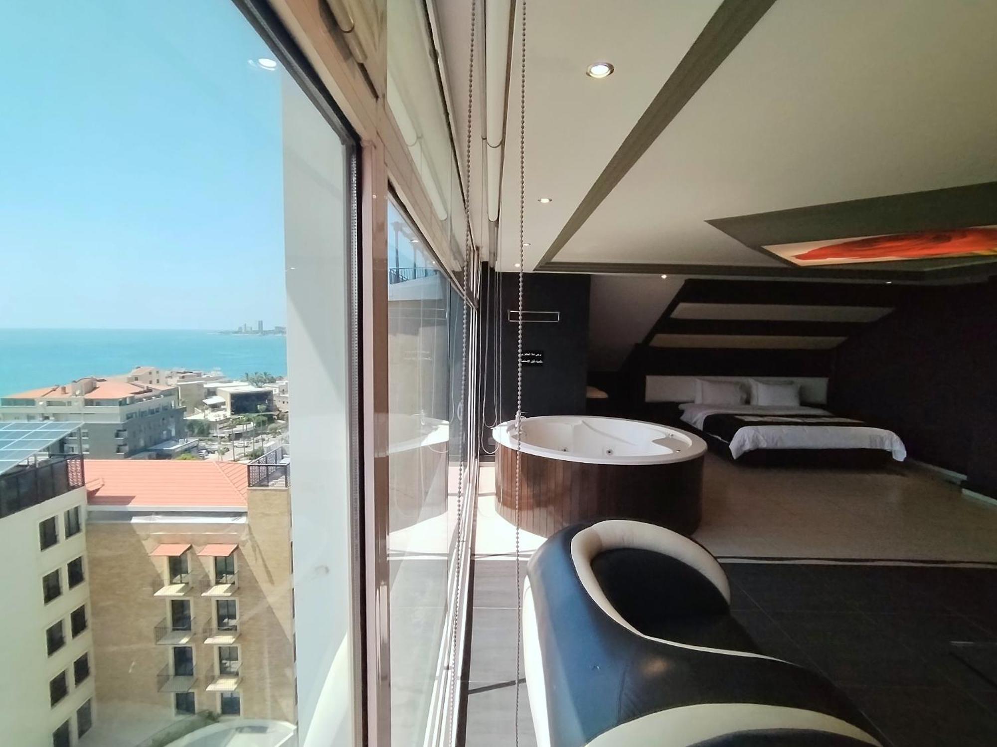 Dolls Hotel By Eurostars (Adults Only) Jounieh Ngoại thất bức ảnh